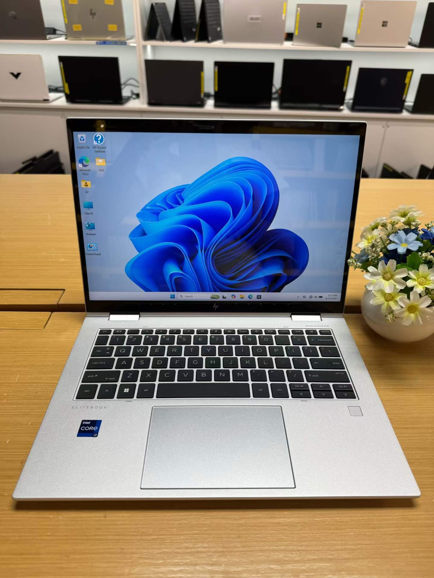 HP EliteBook 1040 G9 X360 Touchscreen Image 1