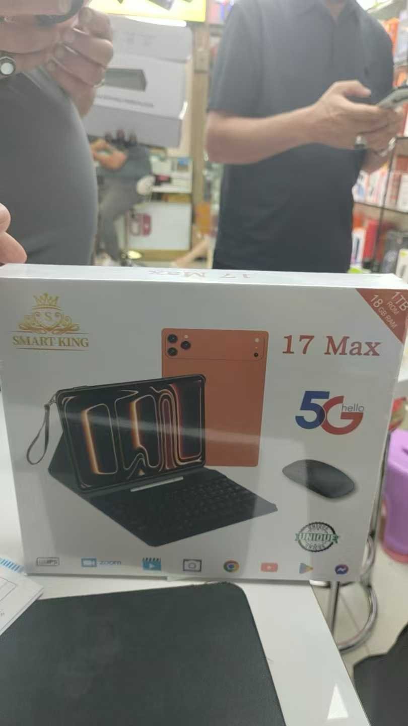 17max Android  tablet 10inch with mouse and keyboard Image 1